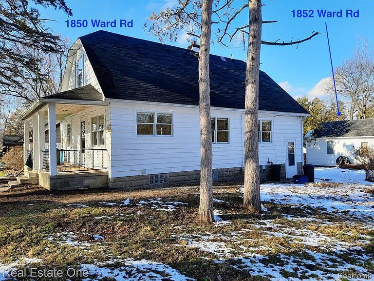 Listing photo 2