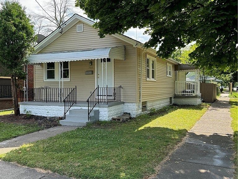 Listing photo 3