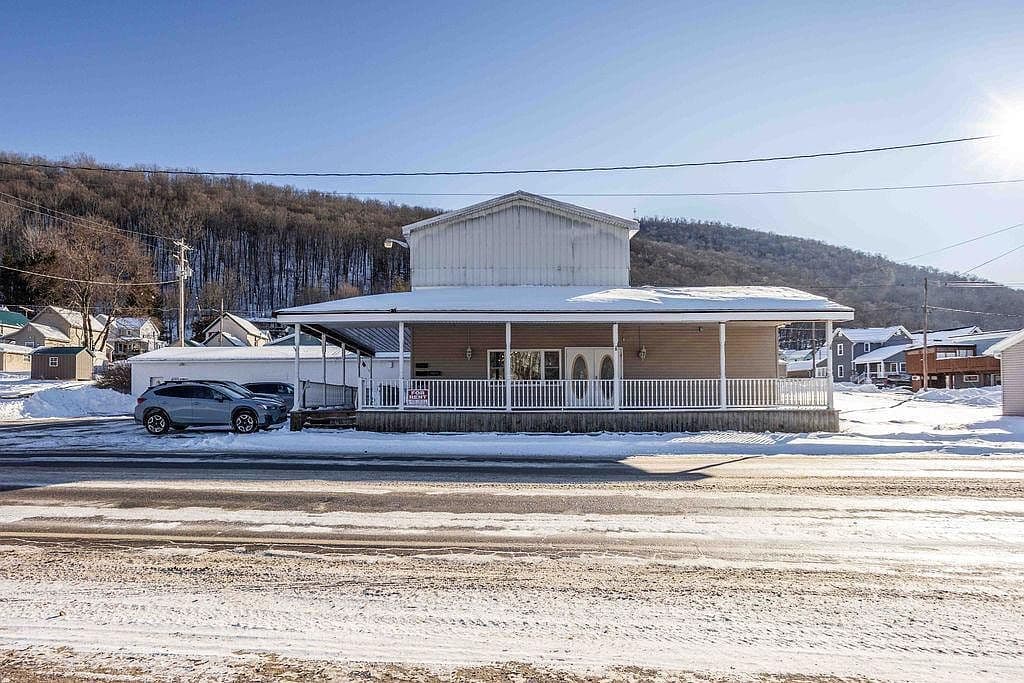 Primary listing photo
