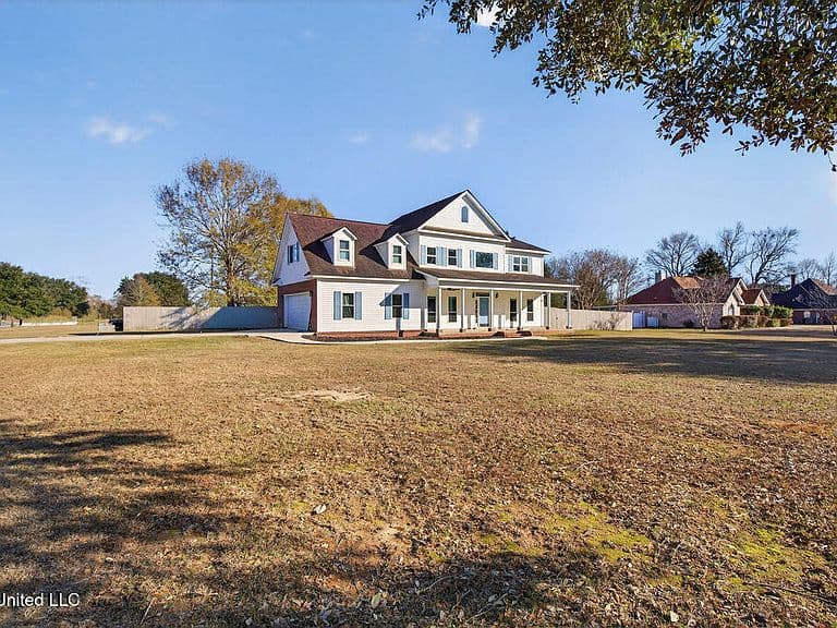 Listing photo 4