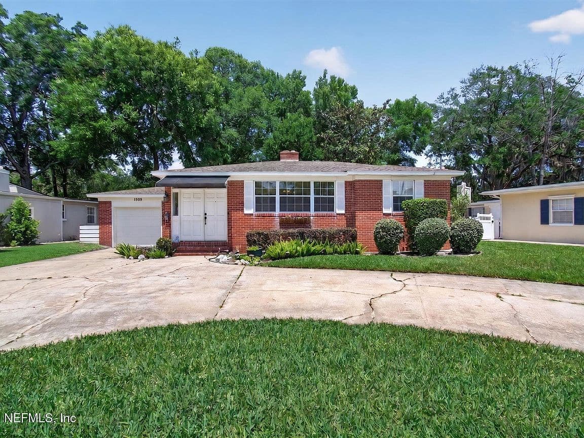 Primary listing photo