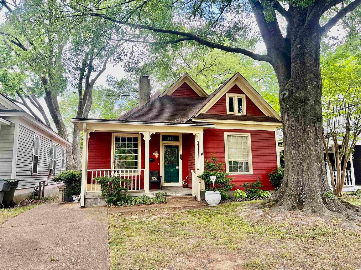 Primary listing photo
