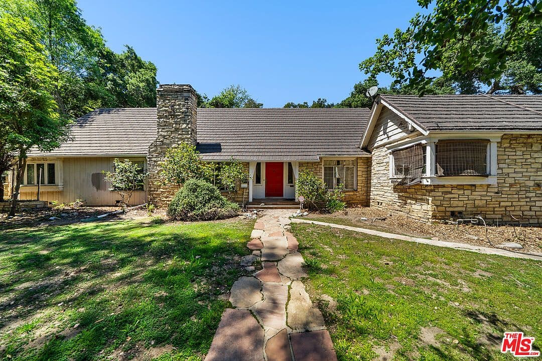 Primary listing photo