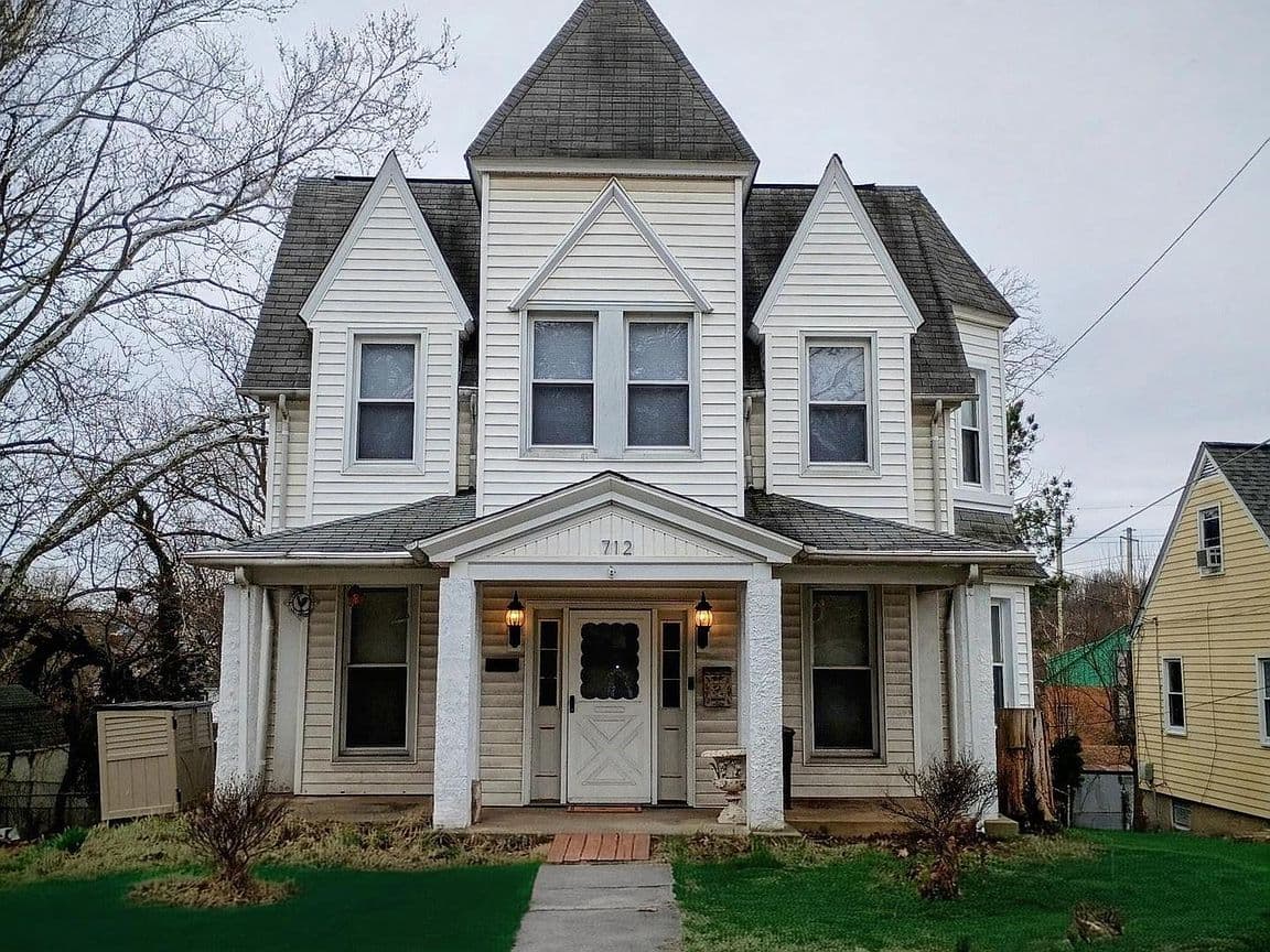 Primary listing photo