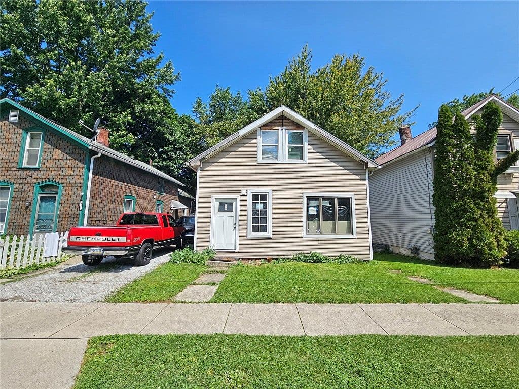 Primary listing photo