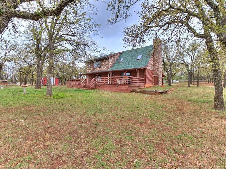 Listing photo 3