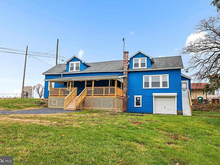 Listing photo 3