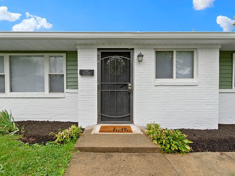 Listing photo 4