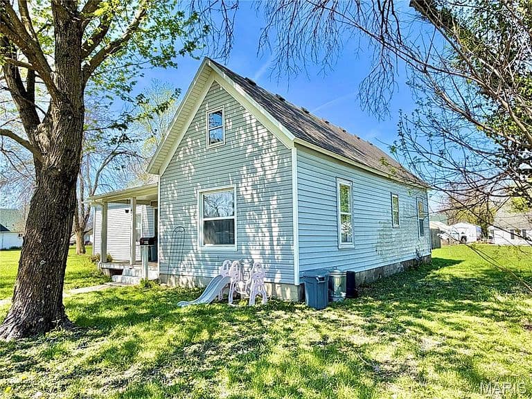 Listing photo 4