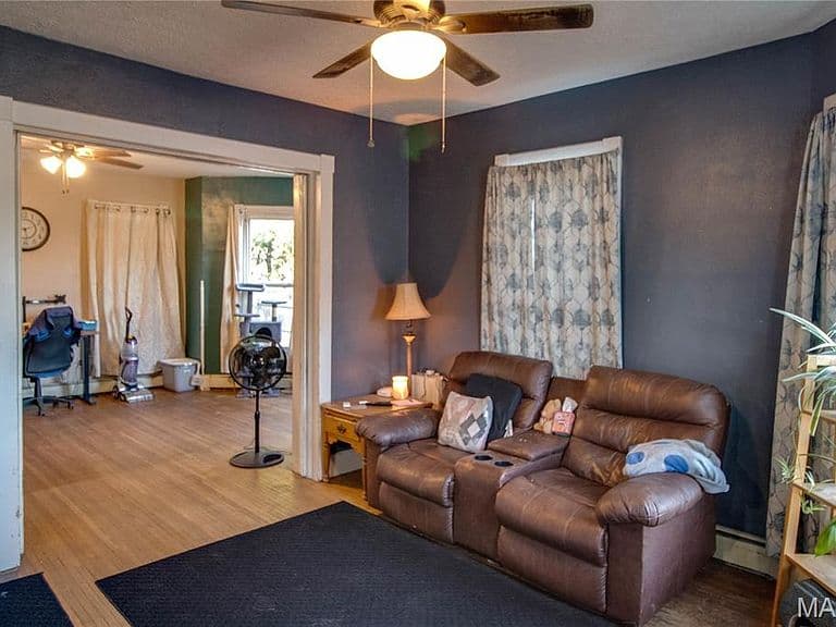 Listing photo 4
