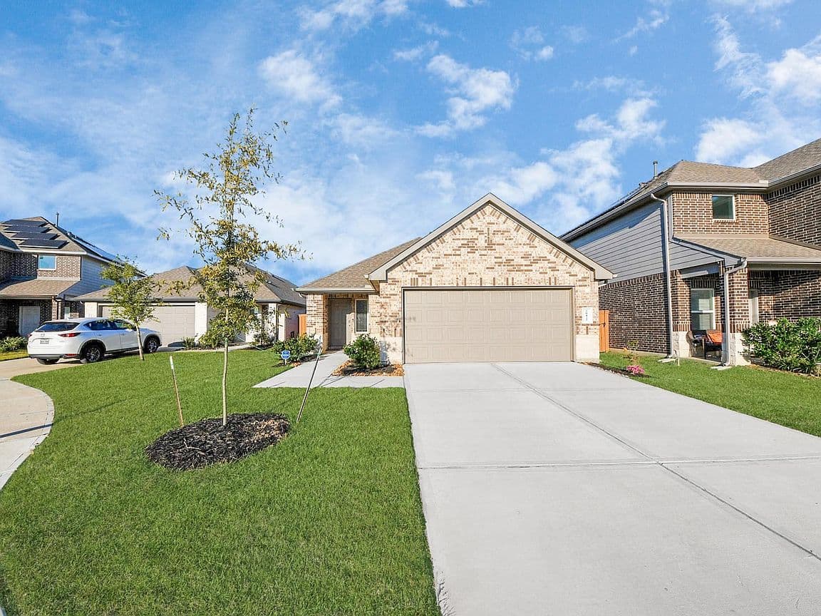 Primary listing photo