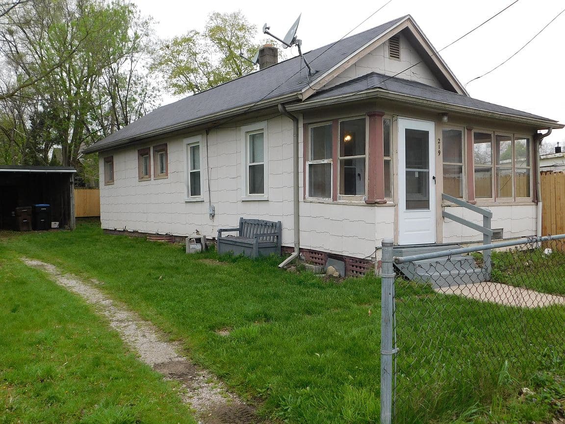 Primary listing photo