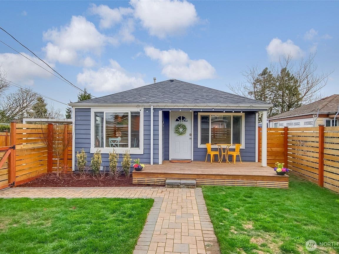 Primary listing photo