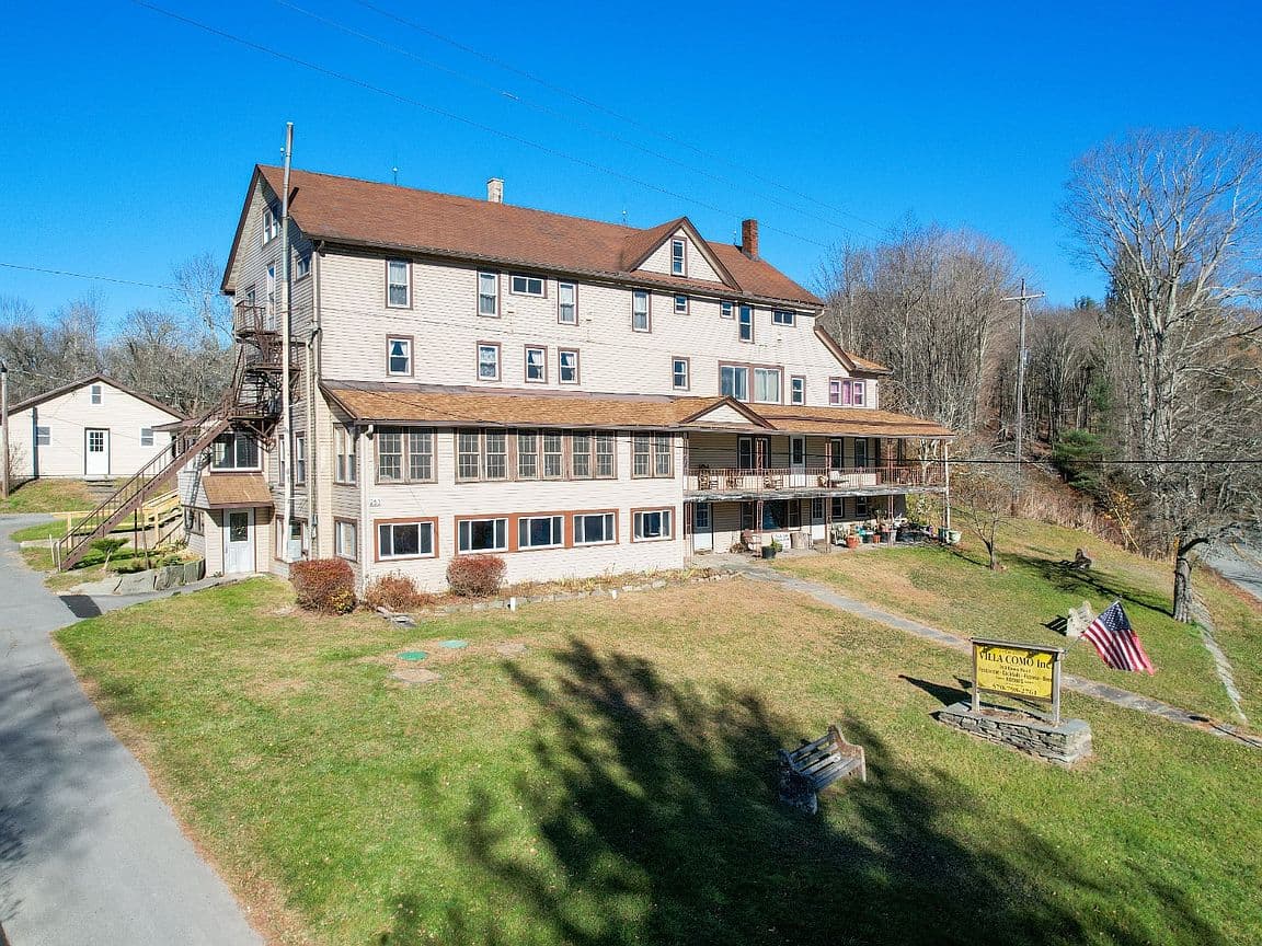 Primary listing photo