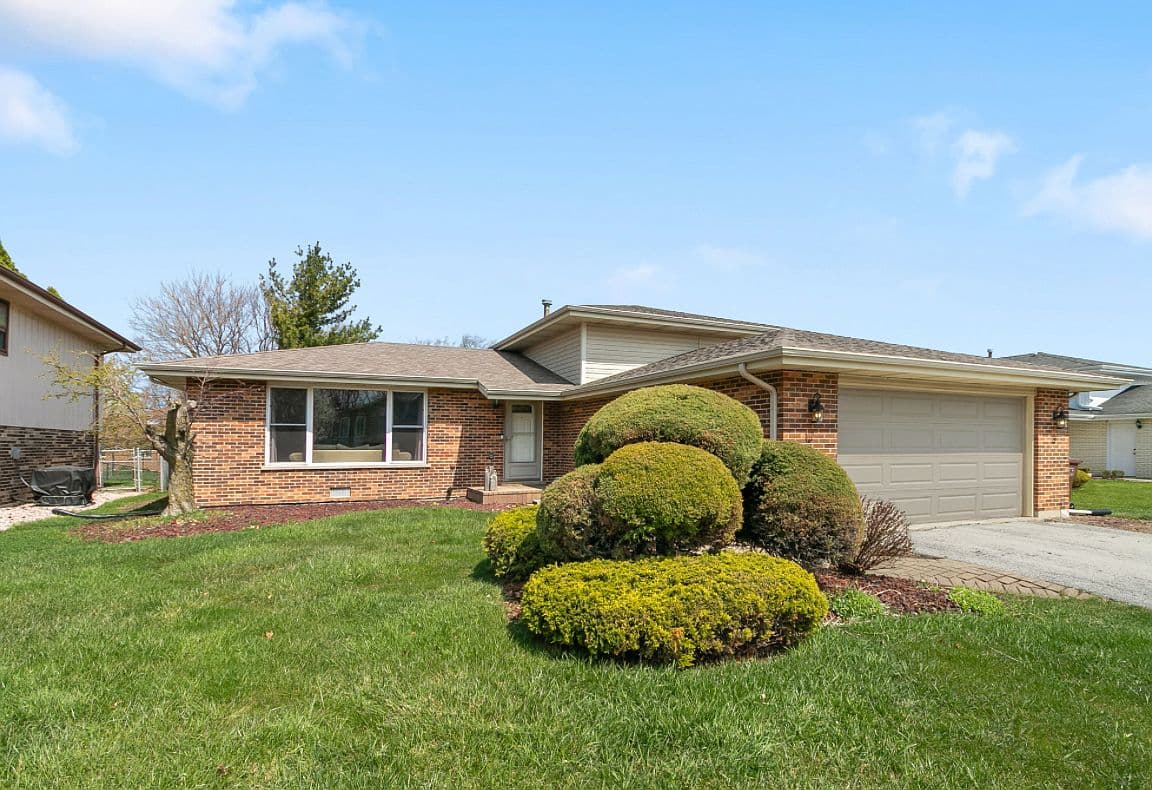 Primary listing photo