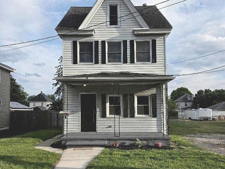 Listing photo