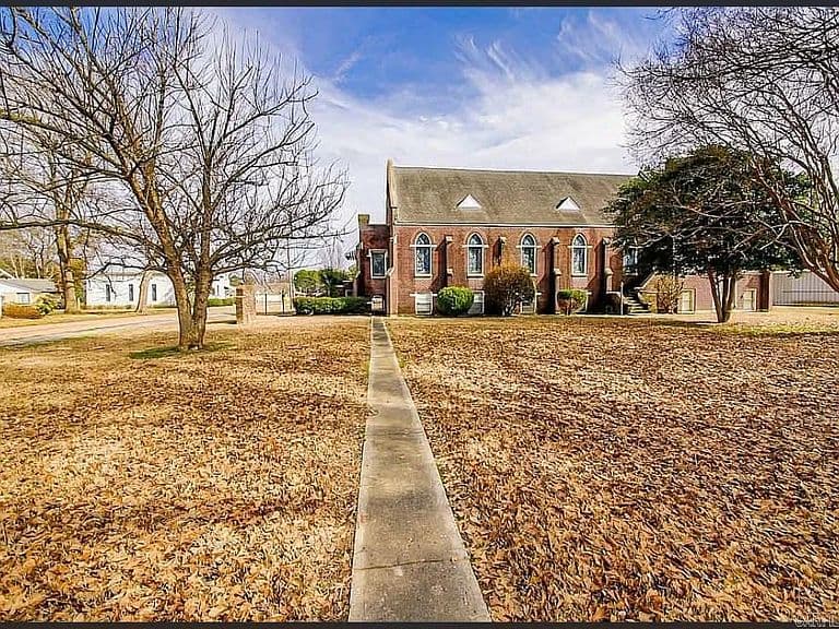 Listing photo 4