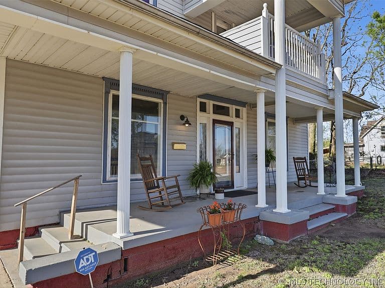 Listing photo 4