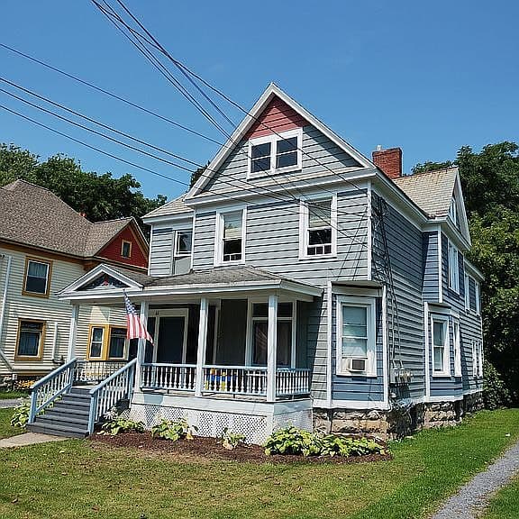 Listing photo