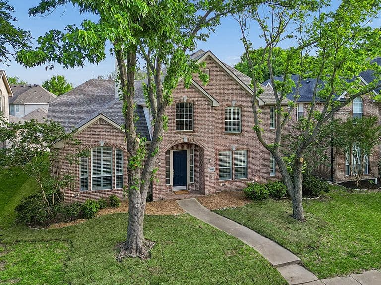 Listing photo 4