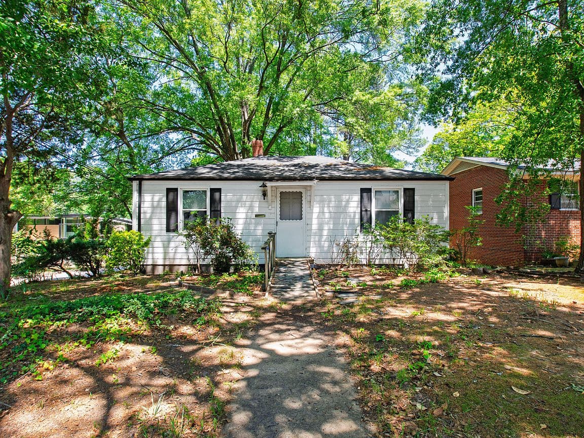 Primary listing photo