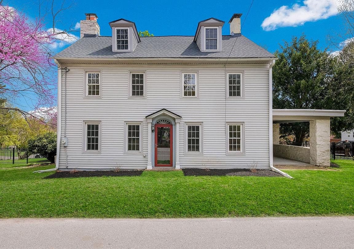 Primary listing photo