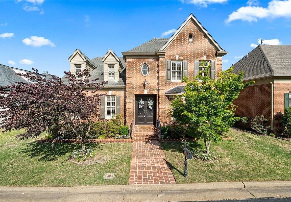 Primary listing photo