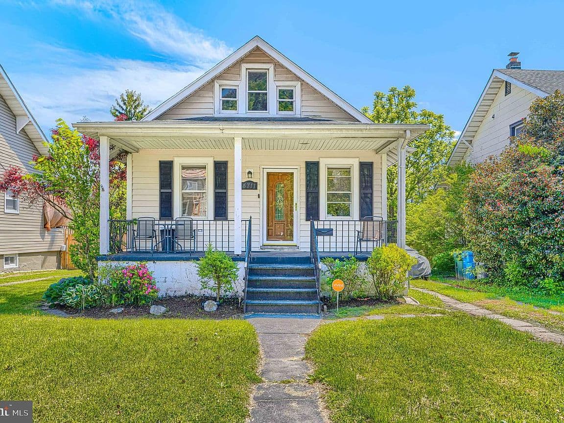 Primary listing photo