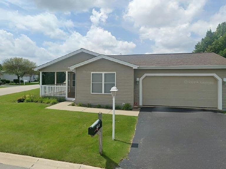Listing photo