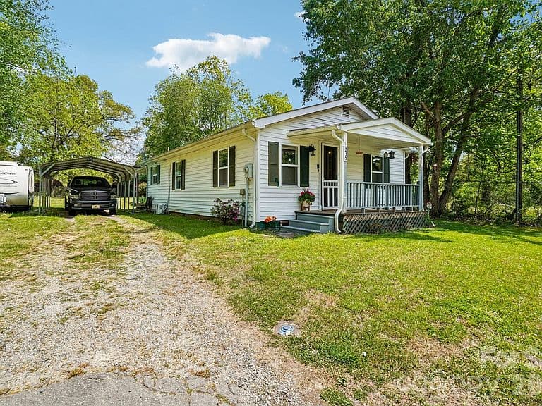 Listing photo 5