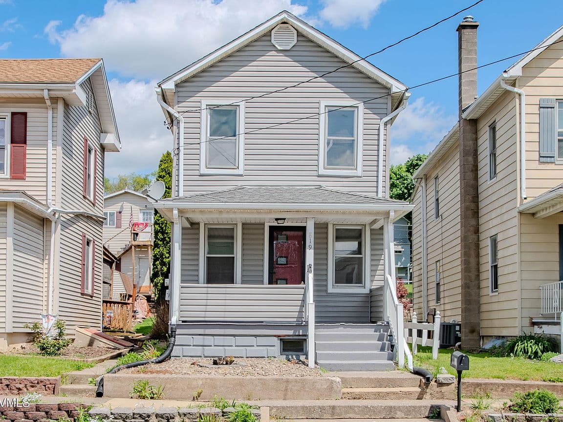 Primary listing photo