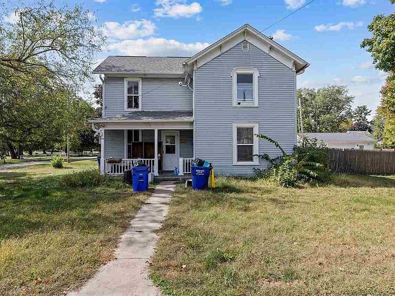 Listing photo