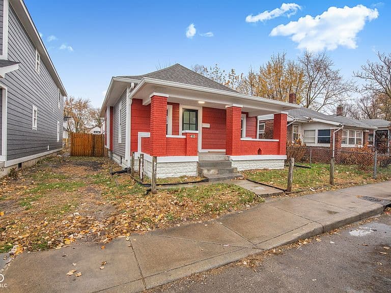 Listing photo 2