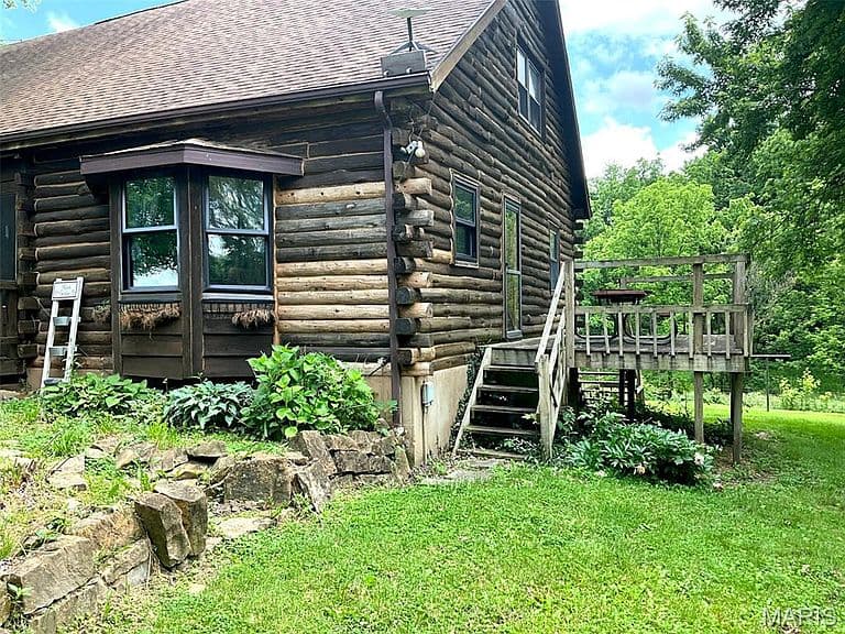 Listing photo 3