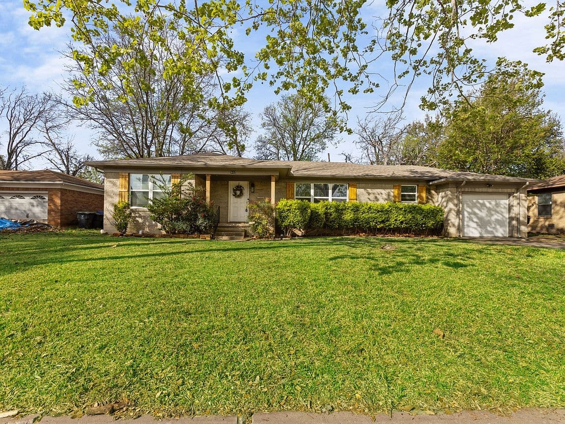Primary listing photo