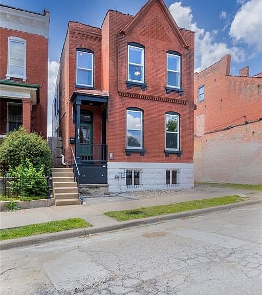 Listing photo 5
