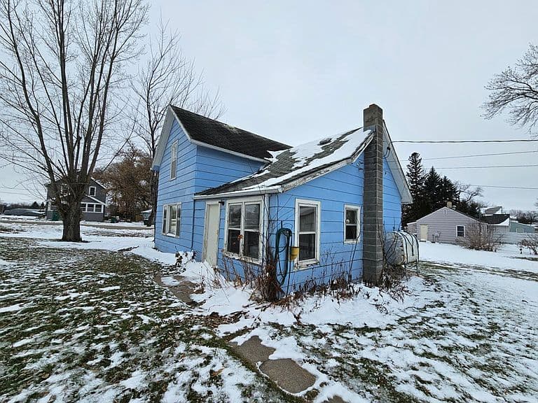 Listing photo