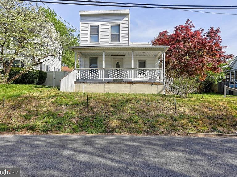 Listing photo
