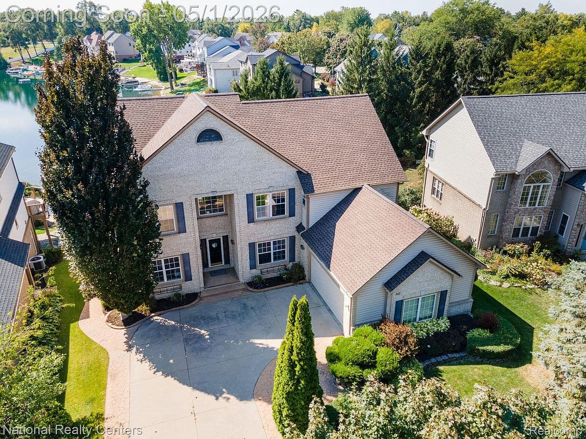 Primary listing photo