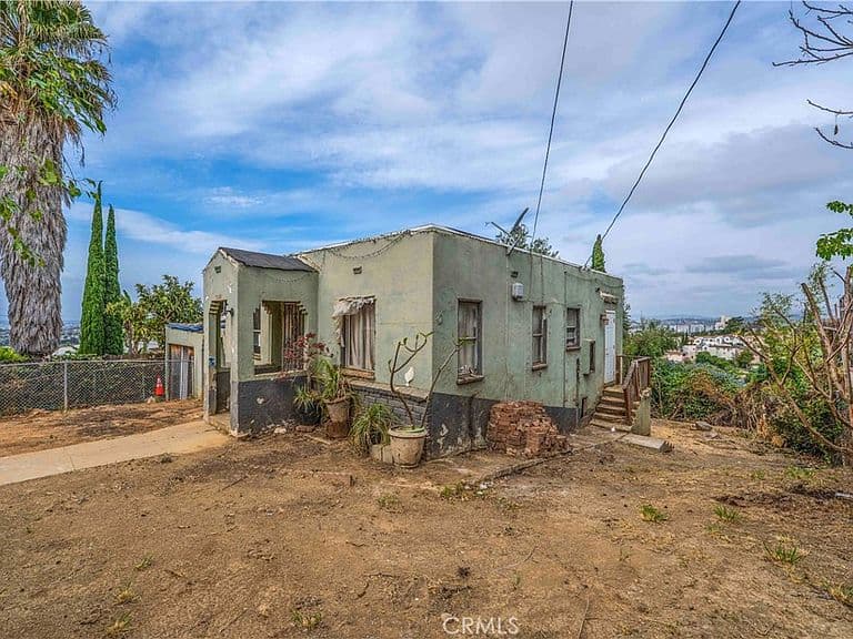 Listing photo 5