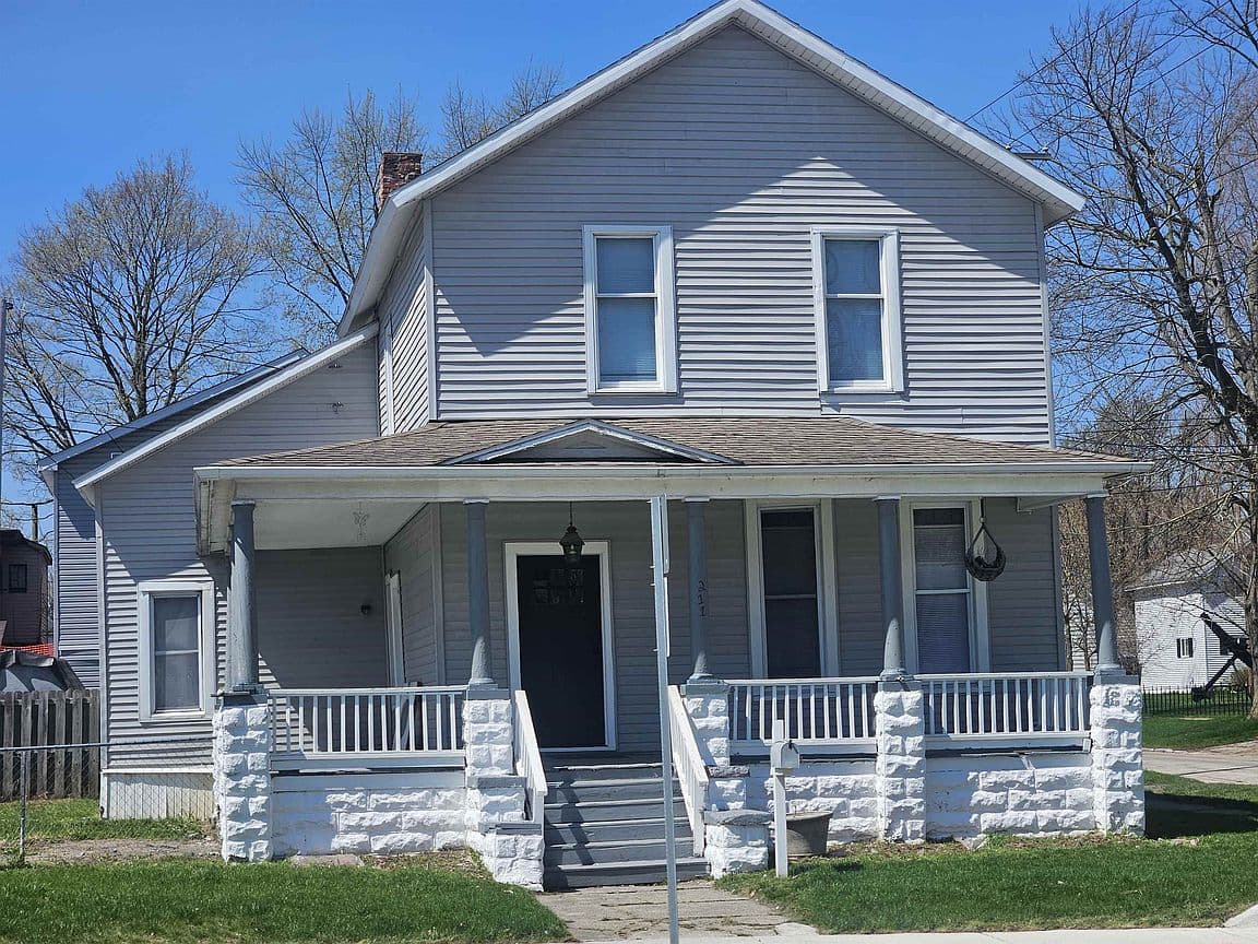 Primary listing photo