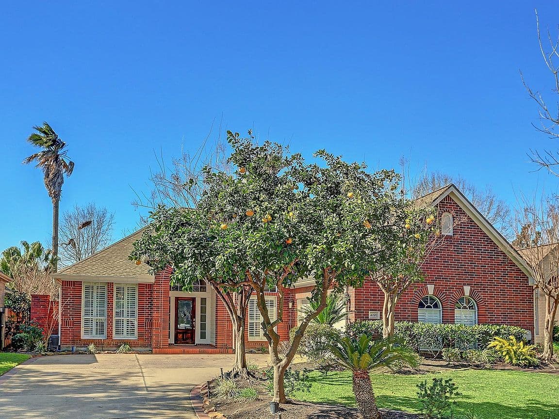 Primary listing photo