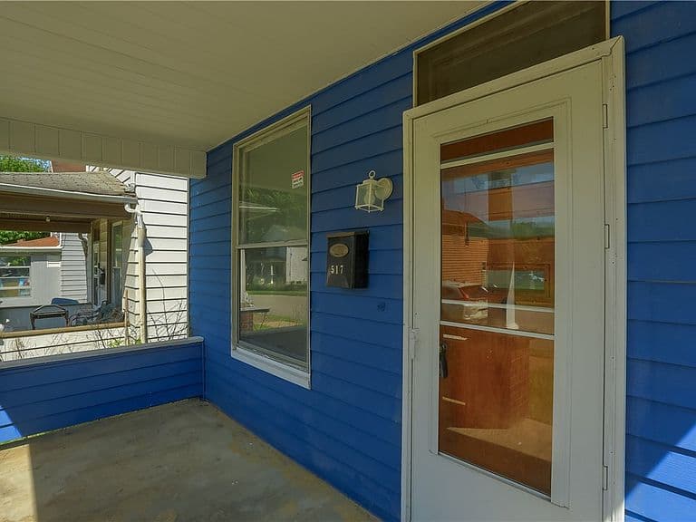 Listing photo 4