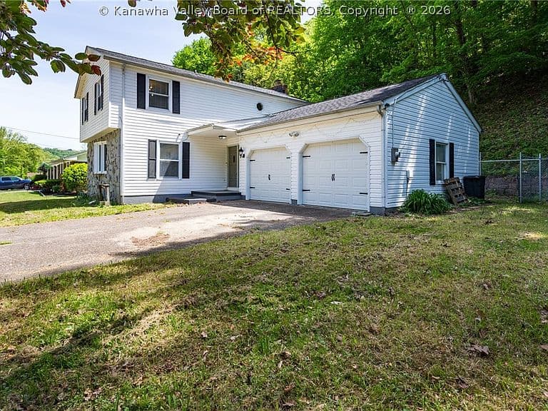 Listing photo 4