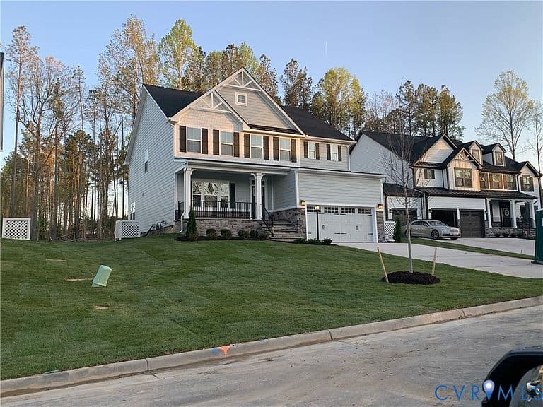 Listing photo 2