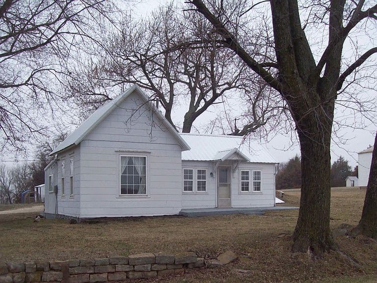 Listing photo 4
