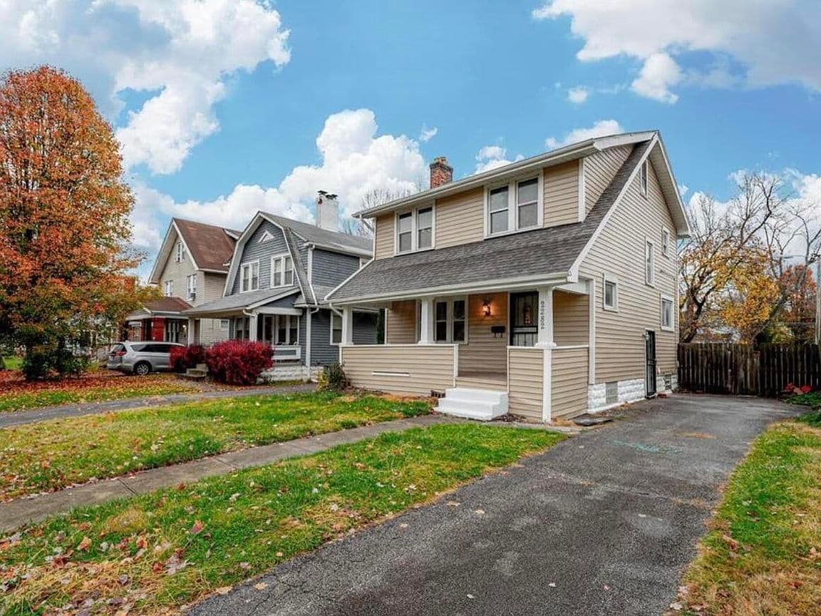 Primary listing photo