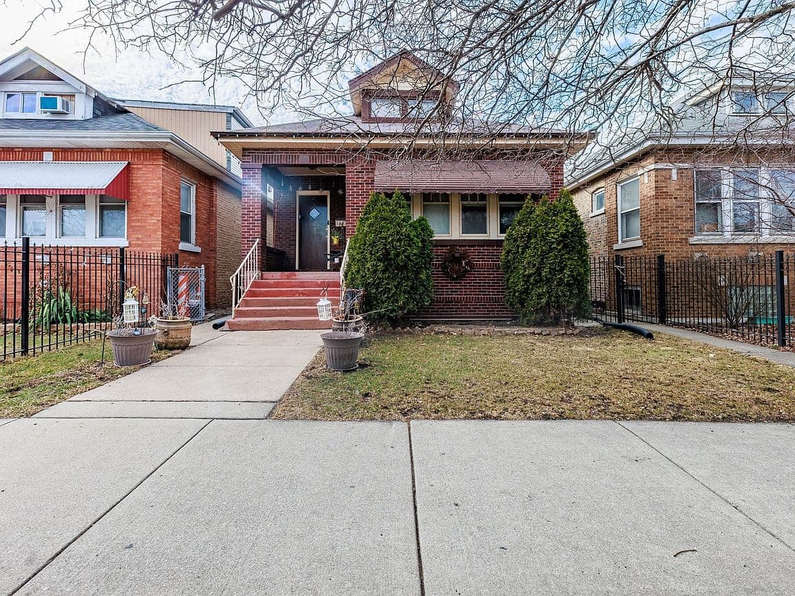 Primary listing photo