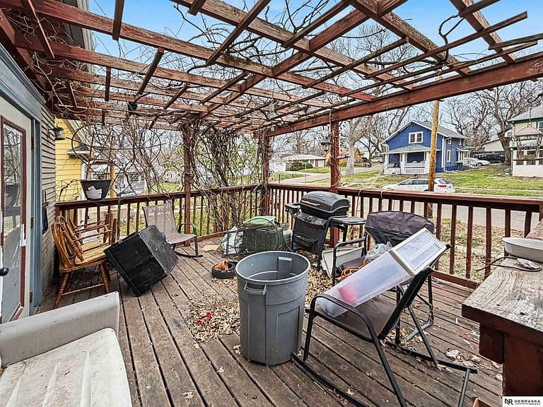 Listing photo 4
