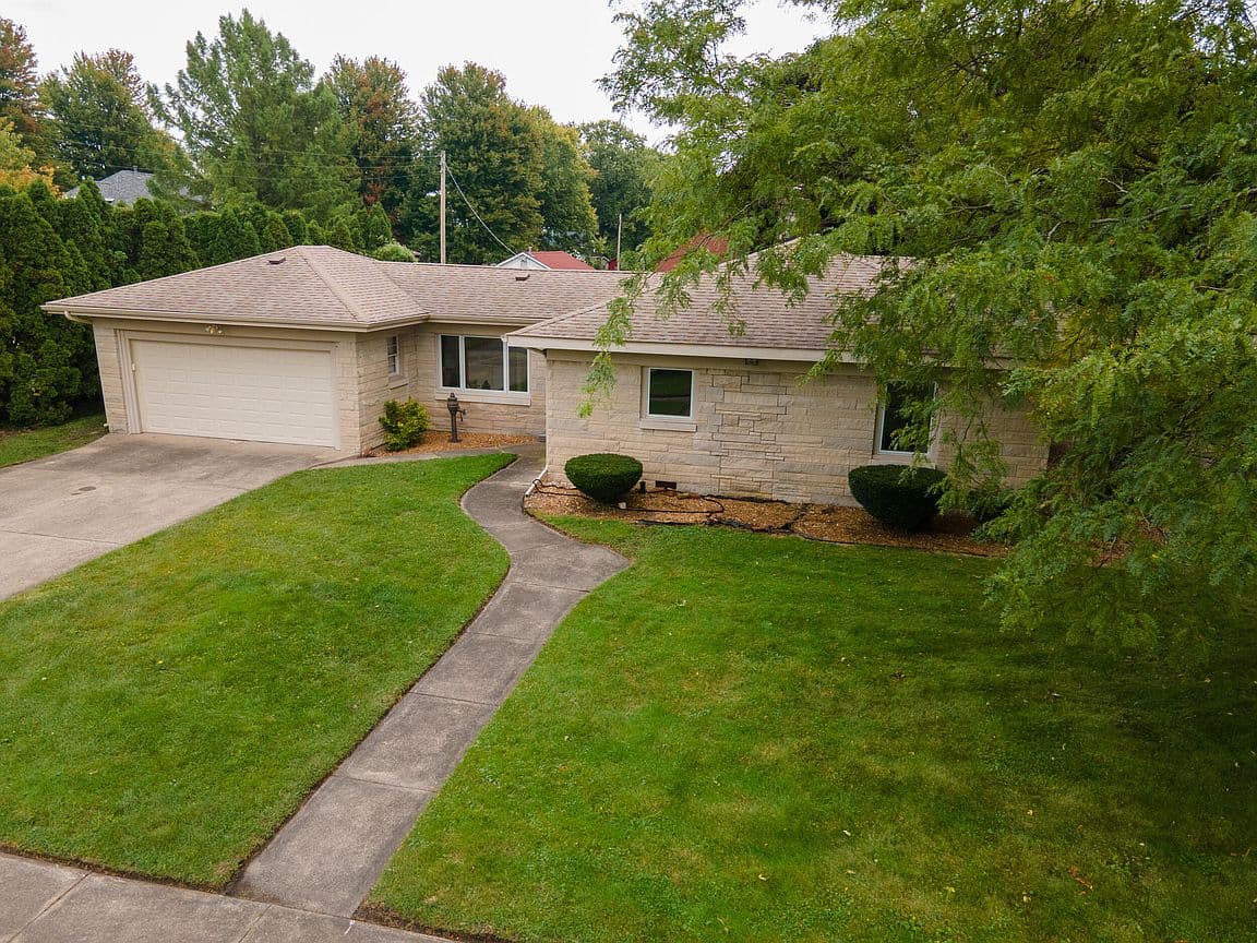 Primary listing photo